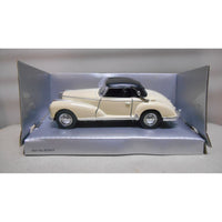 Mercedes-Benz W188 300S CREAM 1:34/39 Welly. Caja algo dañada